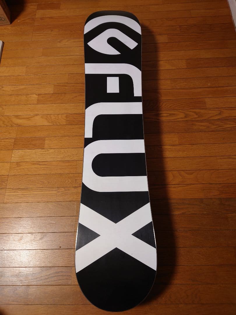 美品　FLUX D1J 136cm スノーボード　キッズ　ジュニア