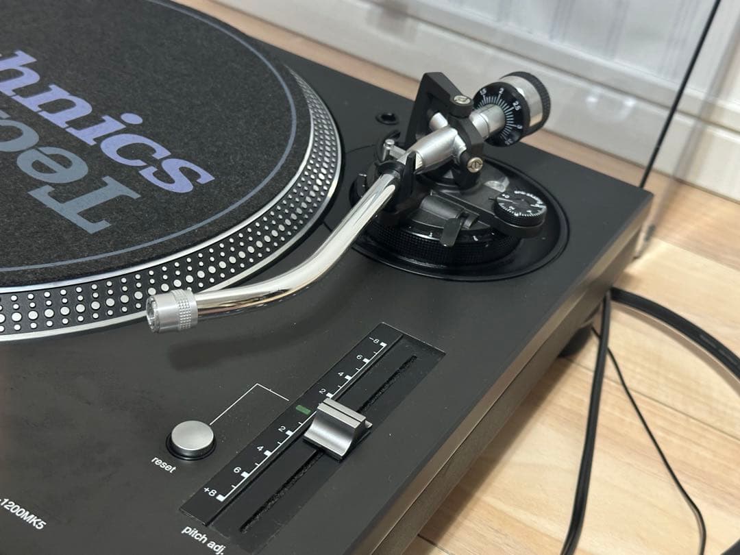 Technics SL-1200mk5 ターンテーブル