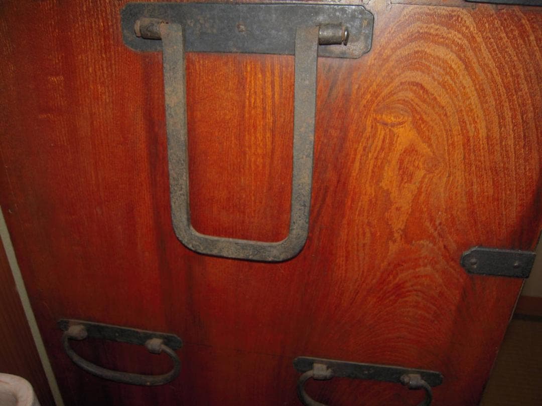 古い和箪笥　年代不明　欅　桐