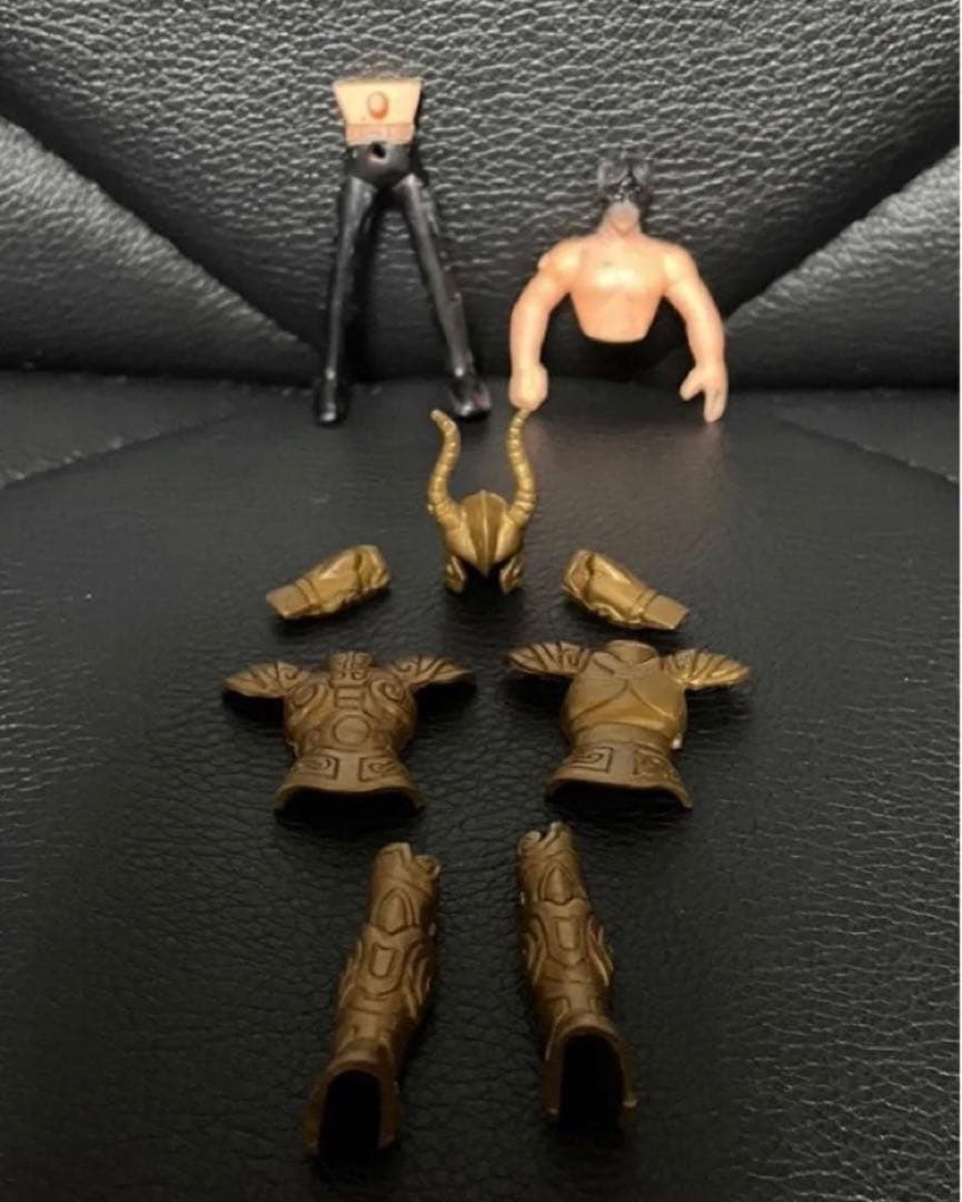 バンダイ　聖闘士星矢　クロスアップタイプ　黄金聖闘士　4体セット　SP