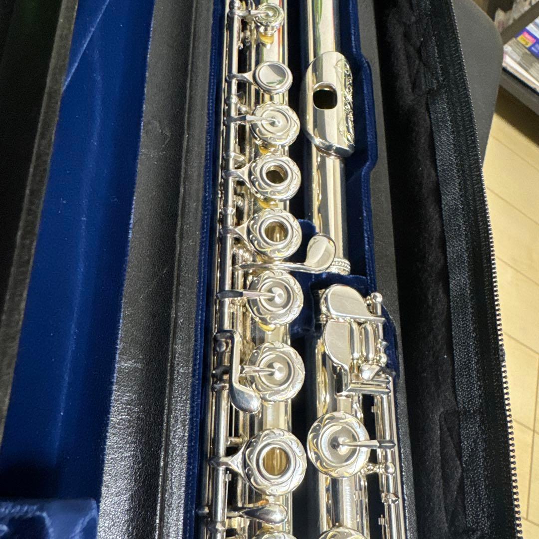 SANKYO フルート　総銀製H足部管　彫刻あり