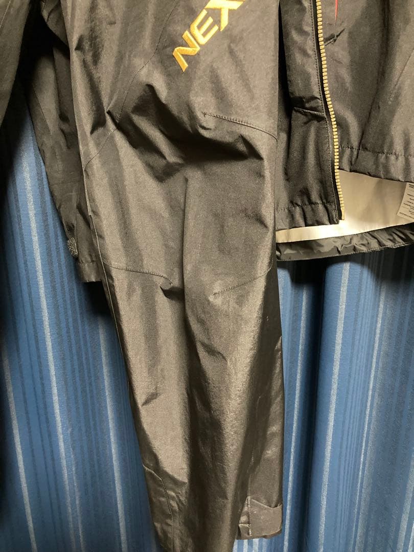 シマノ ネクサスDSタフレインスーツ RA-124S Lサイズ　ブラック