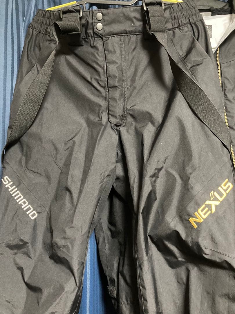 シマノ ネクサスDSタフレインスーツ RA-124S Lサイズ　ブラック