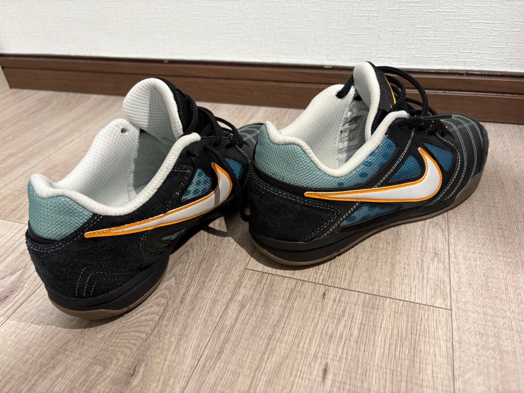 NIKE フットサルシューズ ガト