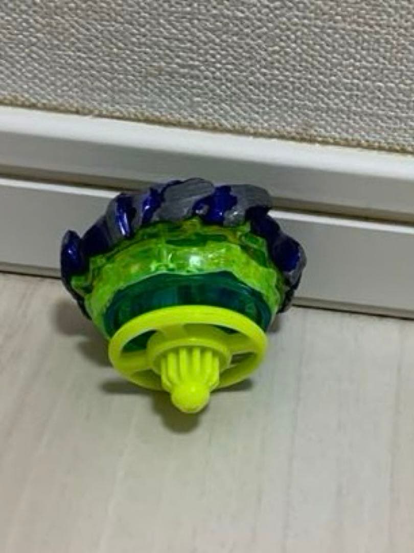 フェニックスウイング9-80DB ベイブレードX