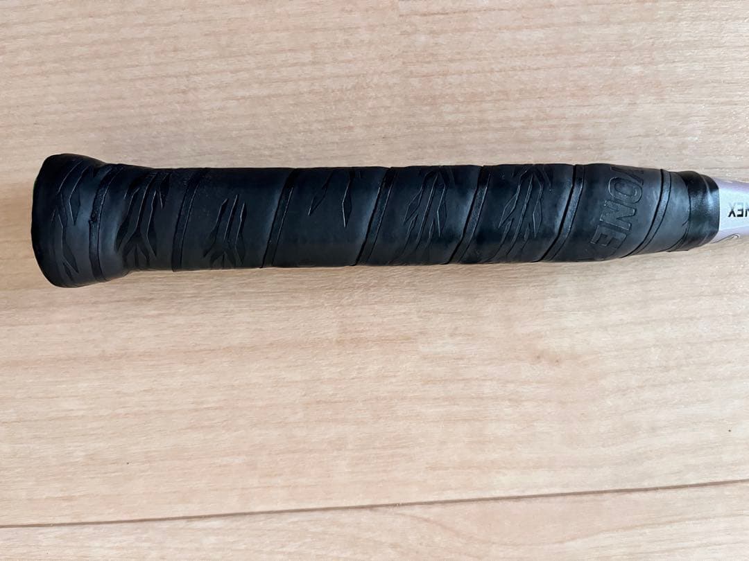 YONEX バドミントンラケット ピンク　ケース付き