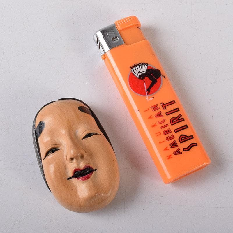 時代提げ物　木彫　面根付　能面　お面　若女　C　7750