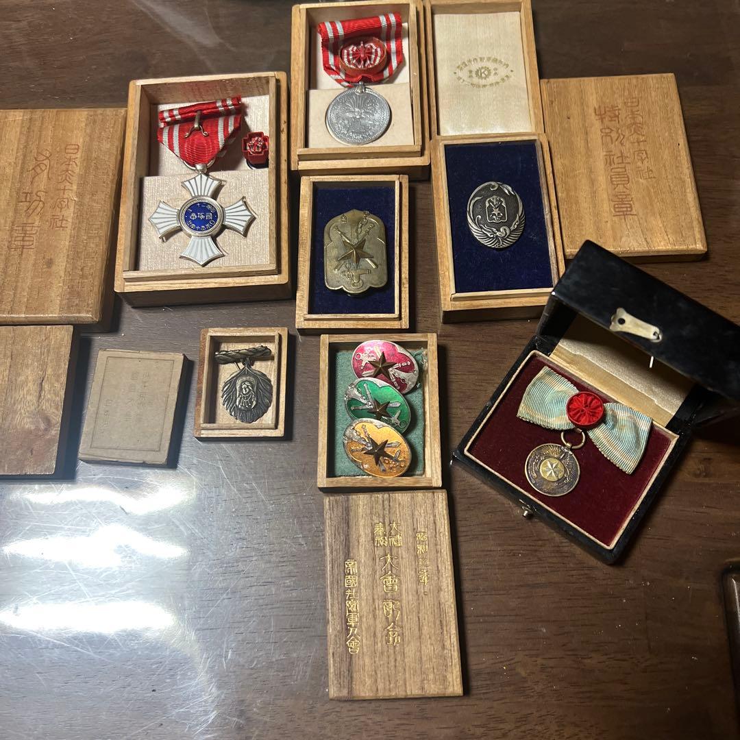 日本の勲章とメダル コレクション