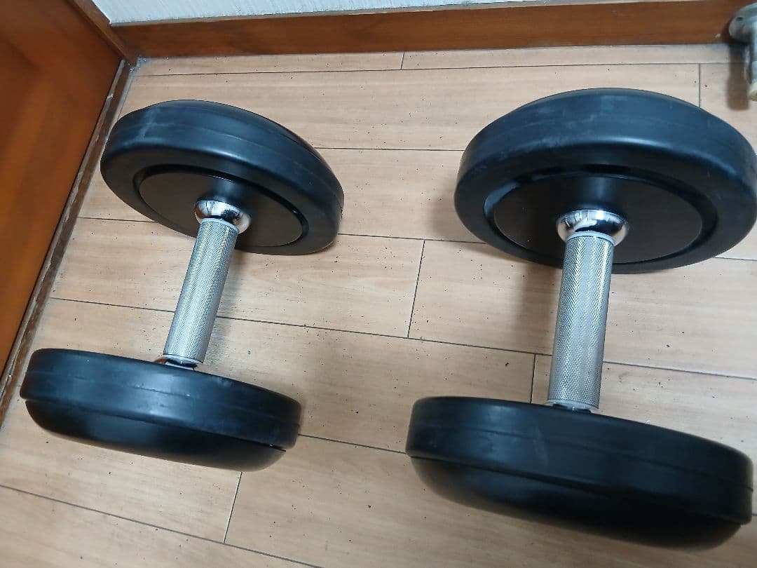 ①IVANKO(イヴァンコ) SDKR ダンベル(ラバー) 16kg x 1個