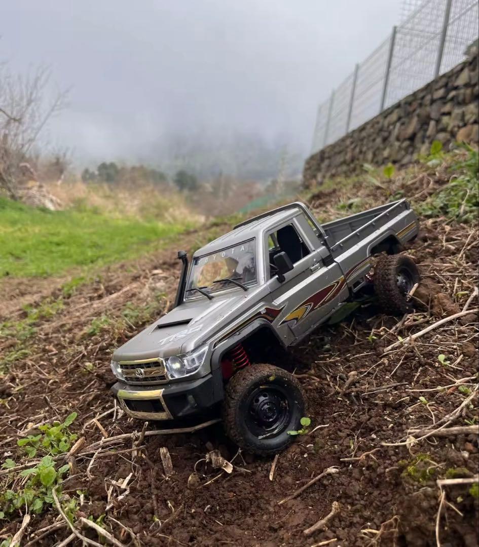 ZWN 1:12 フルスケール RC カー MN82 pro