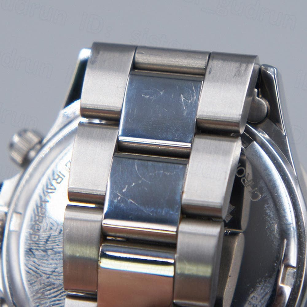 【中古】　腕時計　ウルトラマンシリーズ誕生40周年　元箱付き