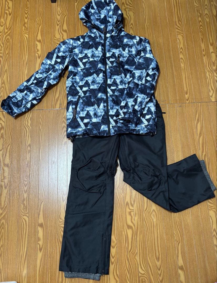 JOYRIDE スキーウェア　スノボウェア　上下　Mサイズ