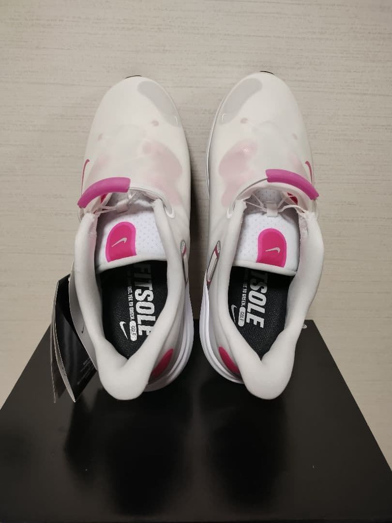 新品 未使用 ナイキ ゴルフ リアクトエースツアー ワイド ウィメンズ 26