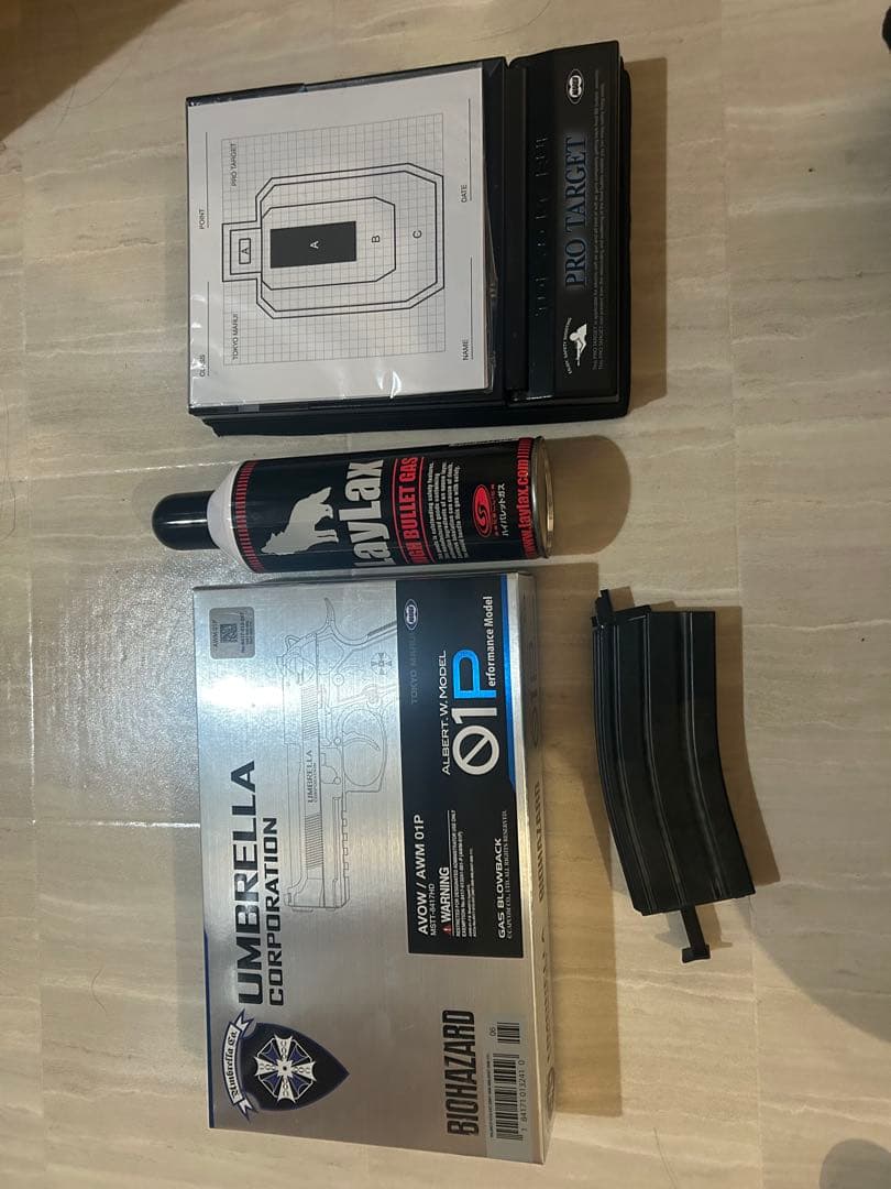 バイオハザード東京マルイ　アルバートウェスカーモデル　ガスガン