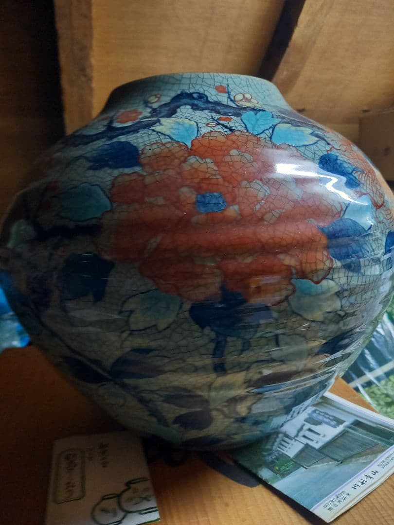 タイムセール伊万里鍋島焼き　綺麗な花瓶