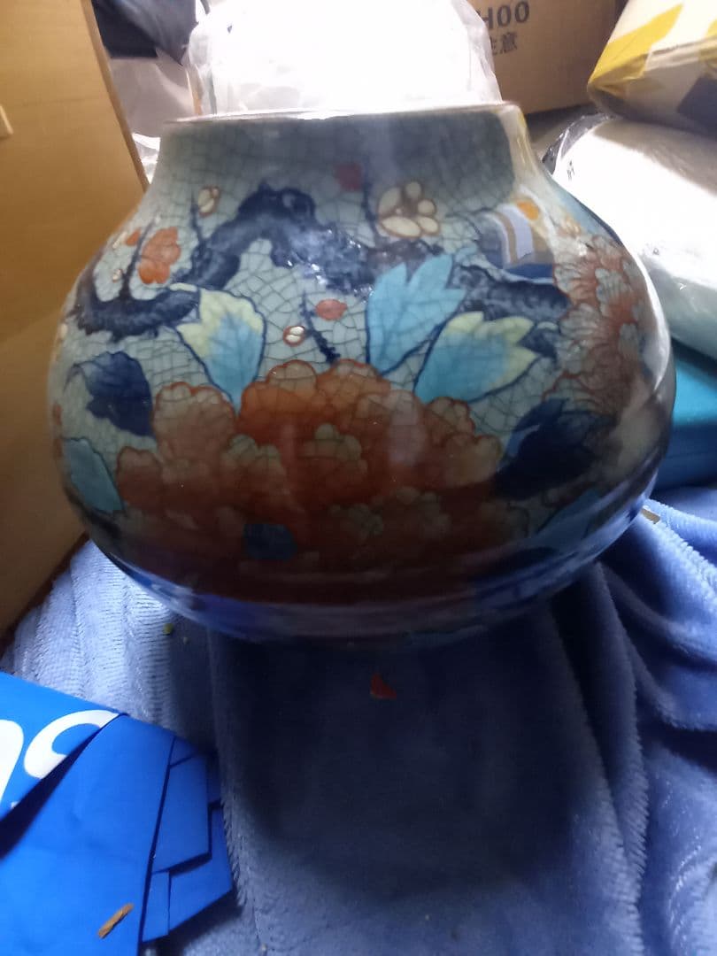 タイムセール伊万里鍋島焼き　綺麗な花瓶