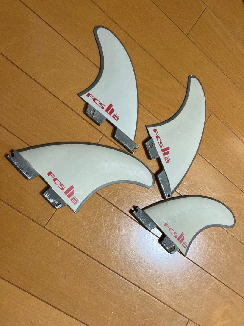 サンダーボルト　CJネルソン　music フィン付き