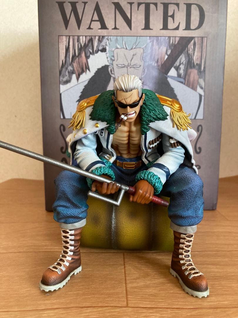 ワンピース フィギュア　スモーカー　ガレージキット