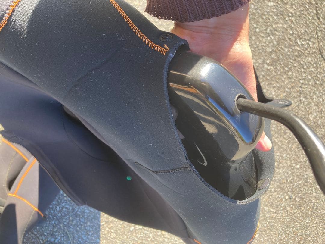 ウェットスーツ 3mmセミドライ ブーツ付き Mサイズ ショートチェストジップ