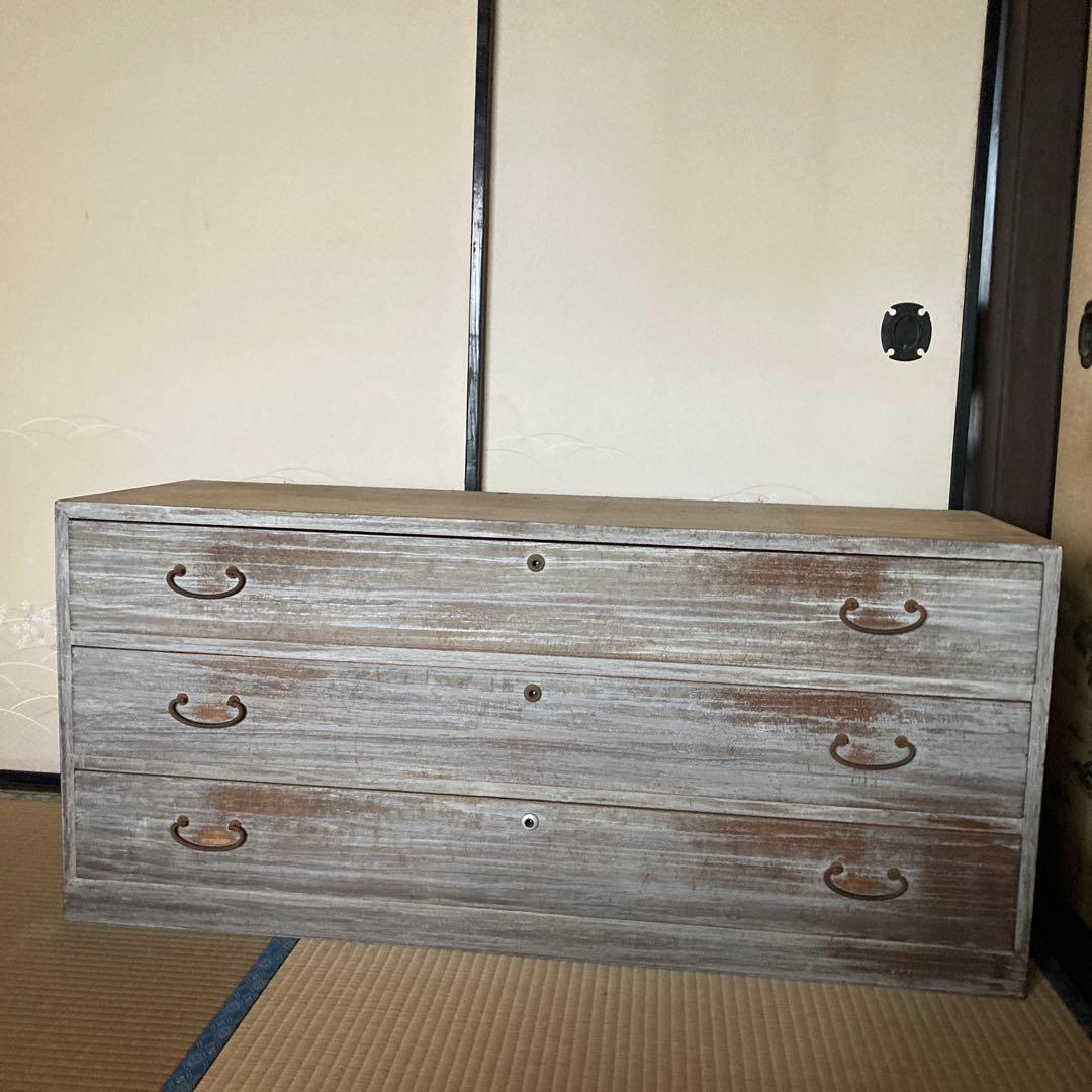 桐の箪笥　昭和レトロ　アンティーク　三段引き出し