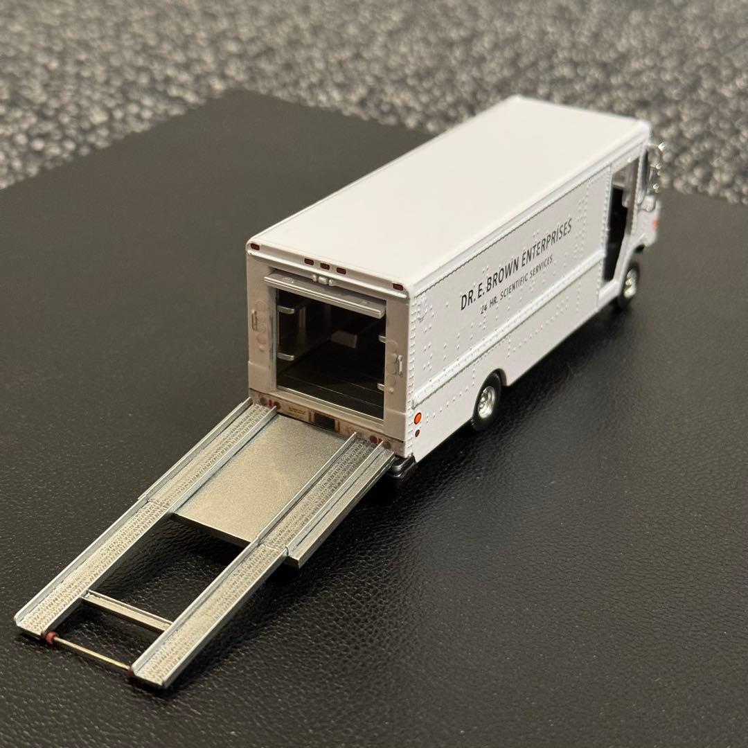 ドクのバン カスタム バックトゥザフューチャー デロリアン ②