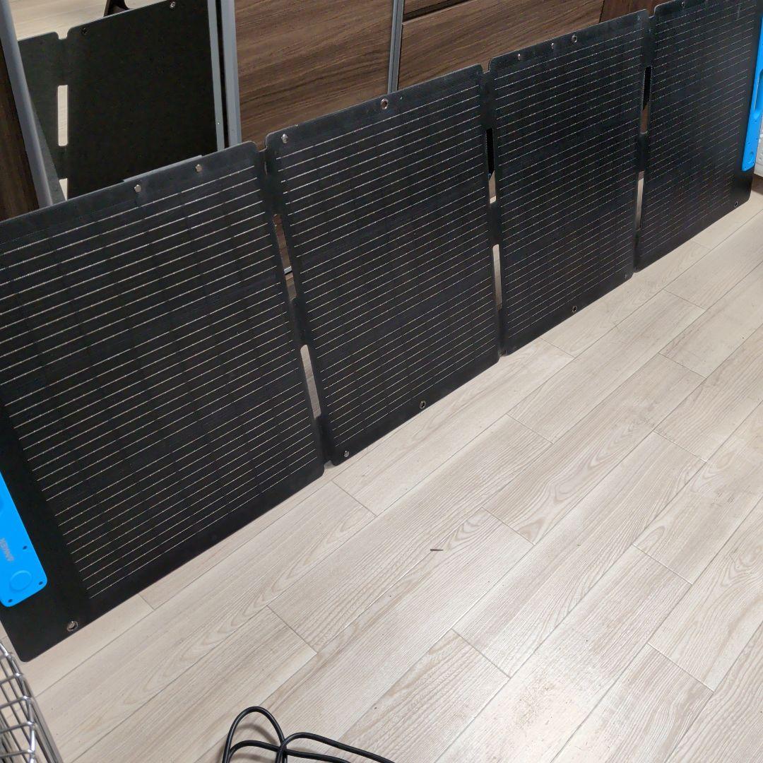 ANKER 折りたたみ式ソーラーパネル 4枚　２枚セット（２００W×２枚）