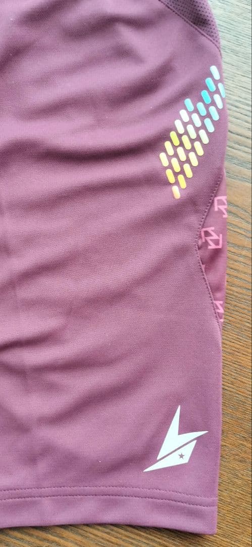 ヨネックス バドミントンハーフパンツ ワインレッド（リンダンモデル）新品未使用