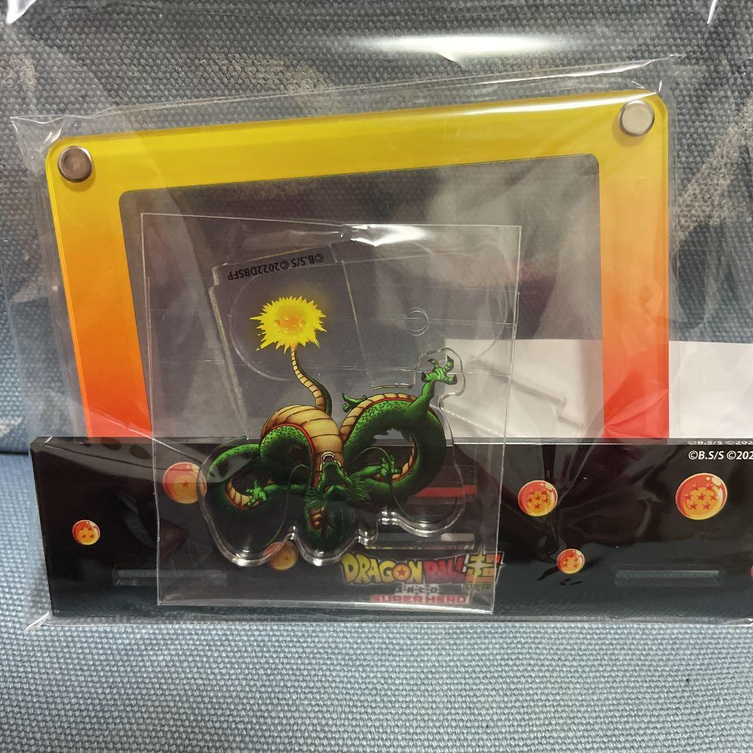 ドラゴンボール　Tカード孫悟飯　Tカードケース　アクリルスタンド