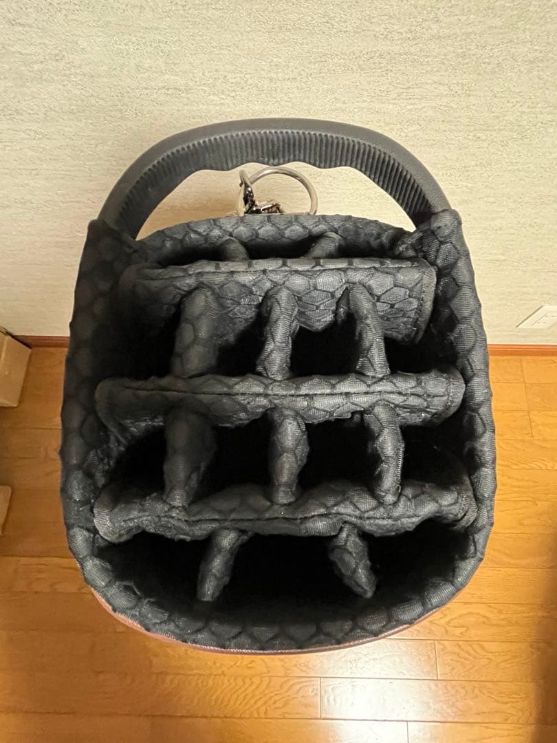 ☆よっしょー☆Russelluno 骨格デザイン ゴルフバッグ