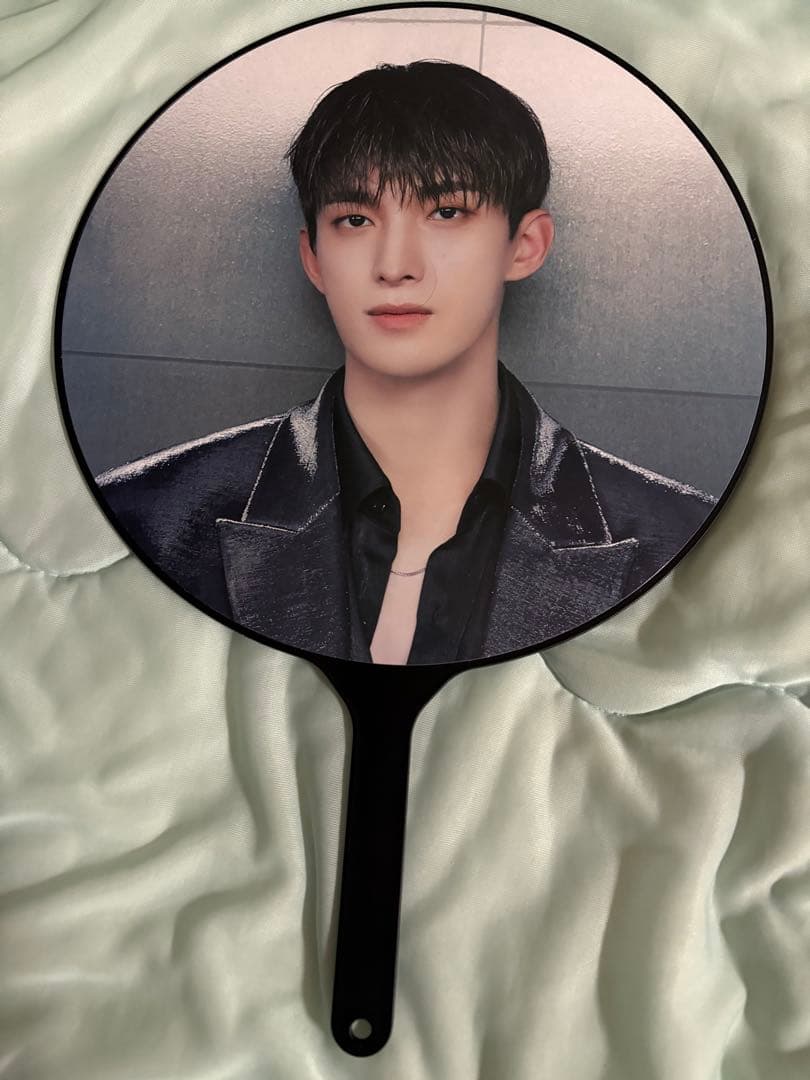 seventeen ドギョム うちわ 2023 Love follow