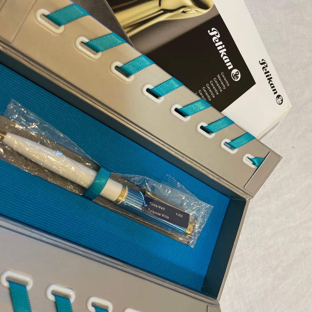 ペリカン ボールペン［未使用］特別生産品 スーベレーン600 ターコイズホワイト