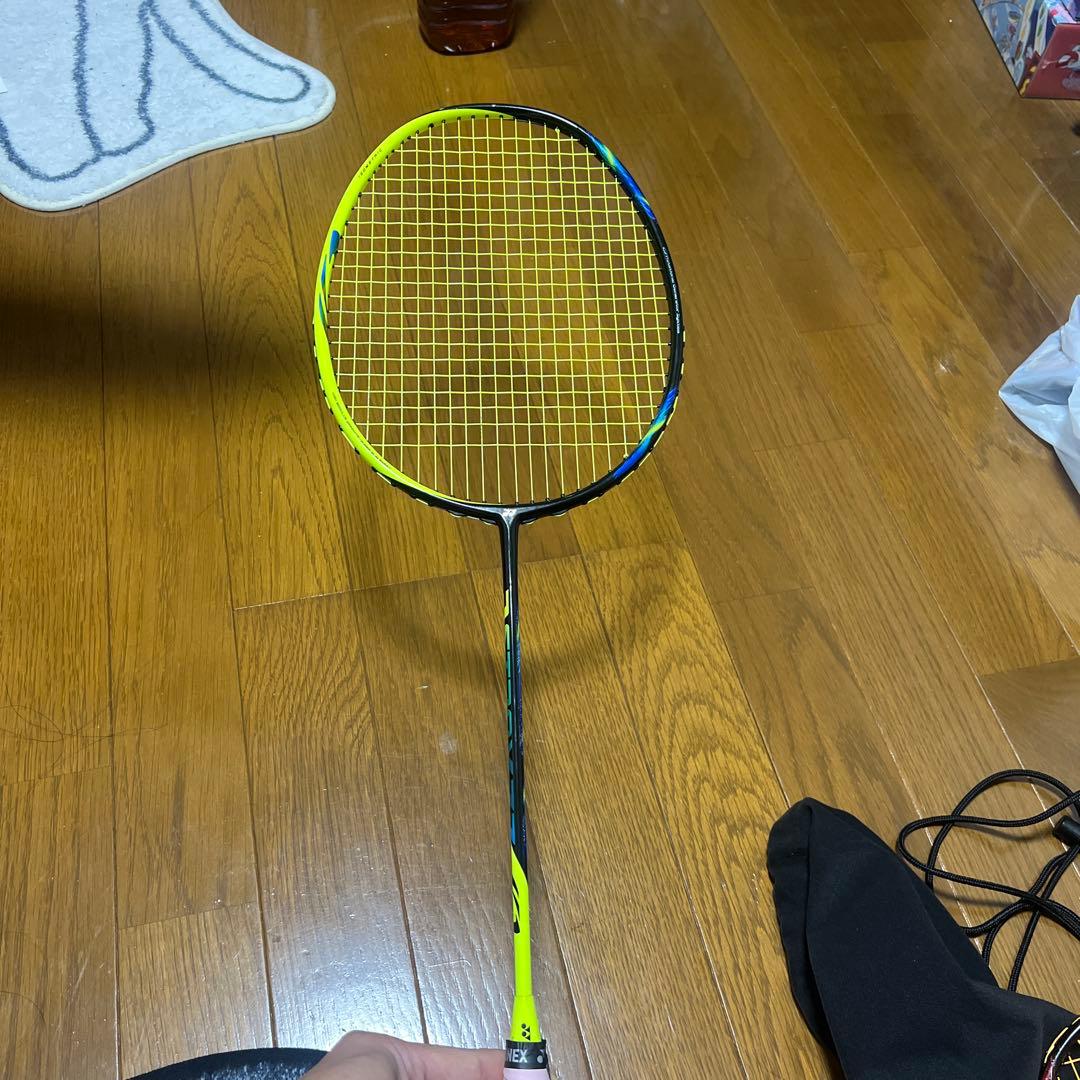 バトミントンフラケット