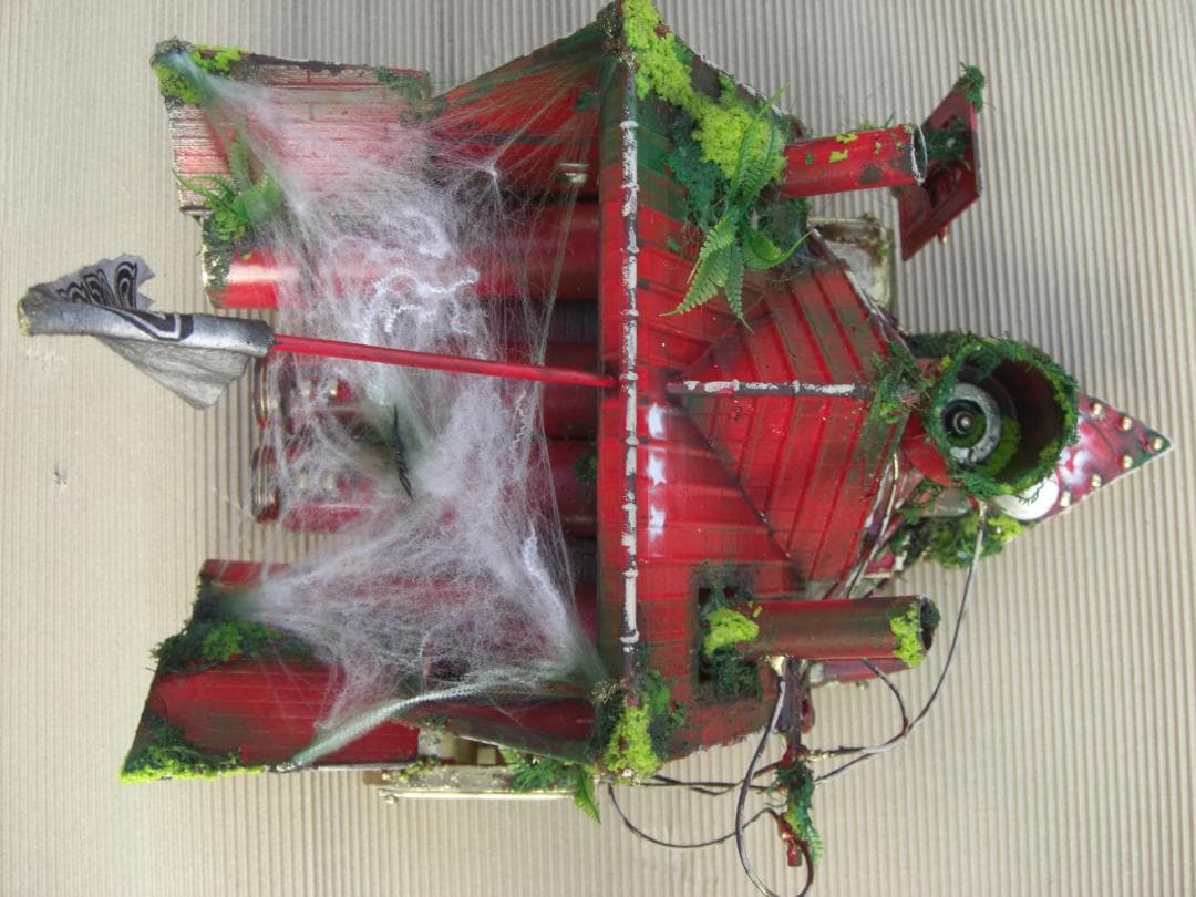 トーマス機関車 戦車 ロケット オブジェ 目が動く不思議な空間 家/倉庫 要塞