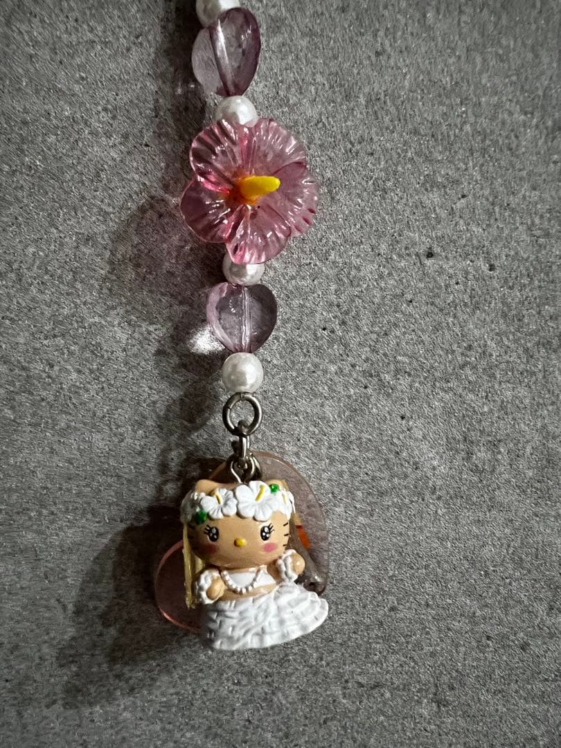 d*3様 【希少】ご当地キティ　ハワイアンズ　ウェディング　キティ　ストラップ