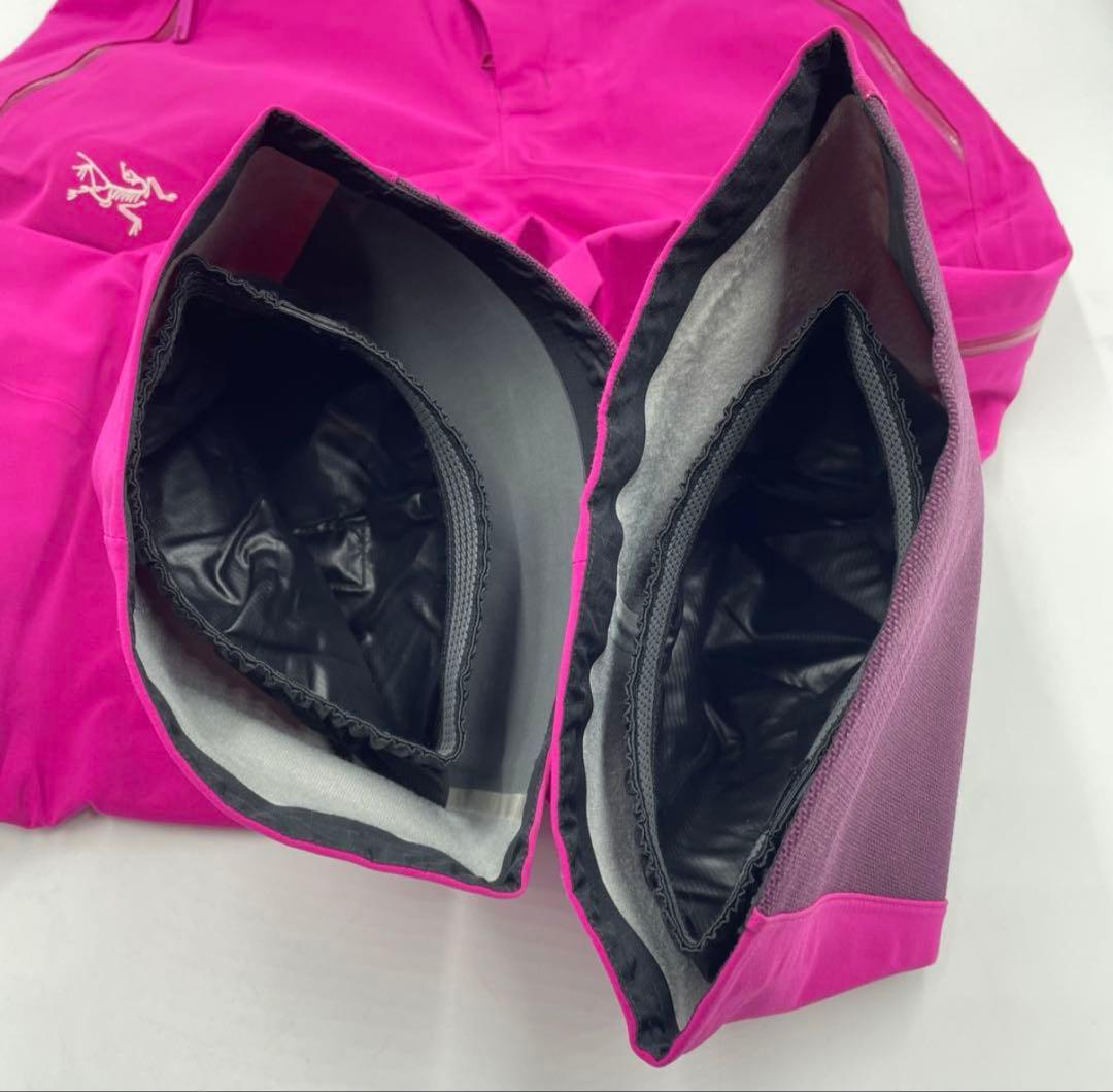 美品　アークテリクス　ravenna 　GORE-TEX スノボー パンツ