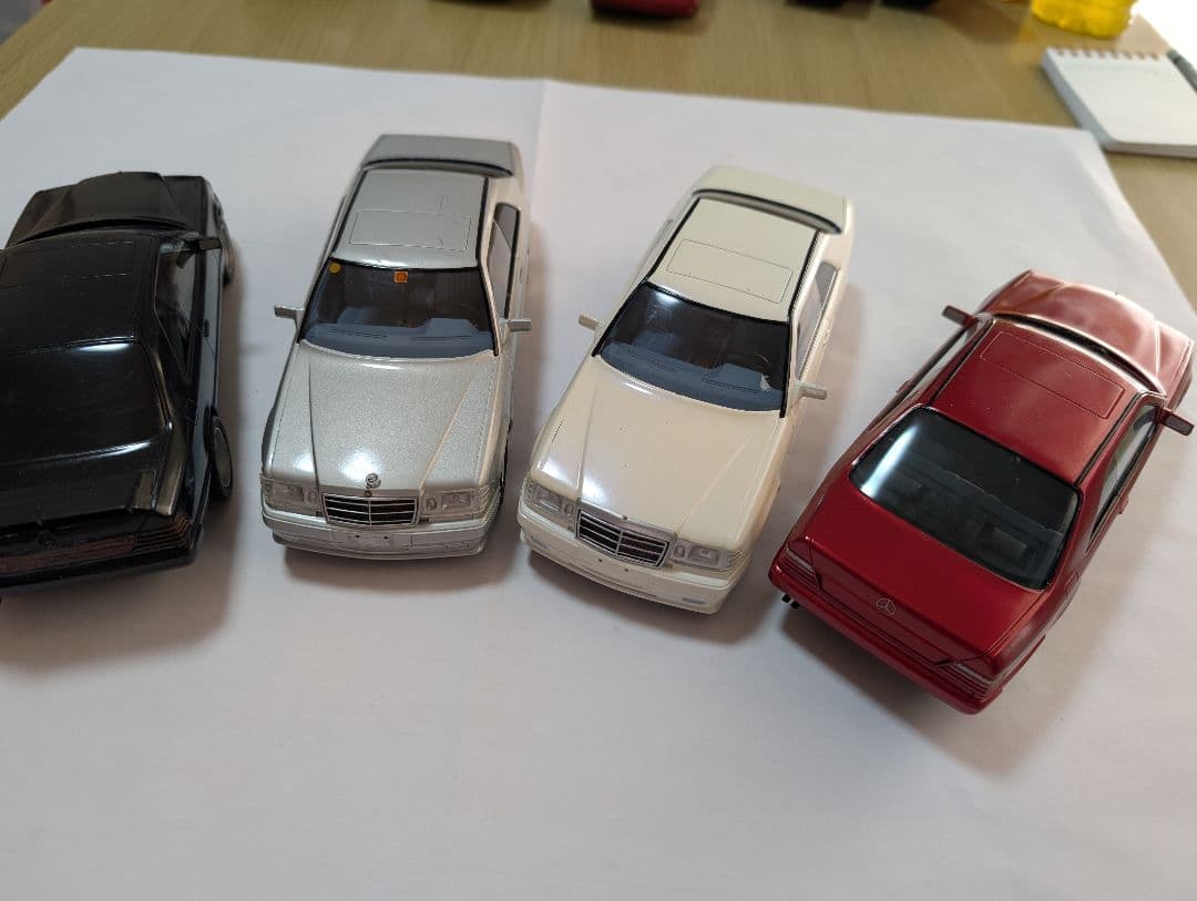 1/24、組み立て済ジャンク、ベンツ300CEクーペの４台