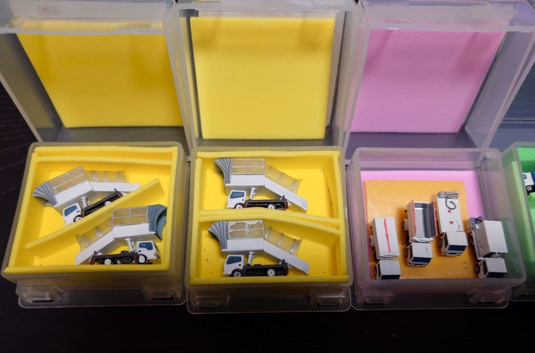 1/400 航空機 用のミニカー GSE まとめて