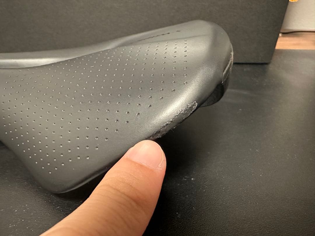 パーツ S-WORKS POWER ARC CARBON SADDLE 143