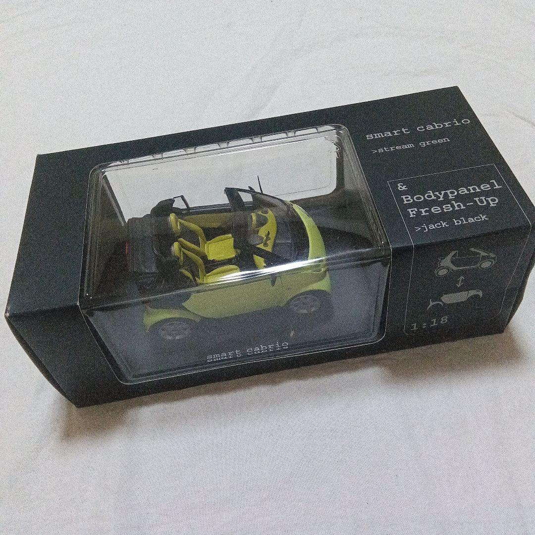 smart cabrio 1/18 ダイキャスト製モデル グリーン