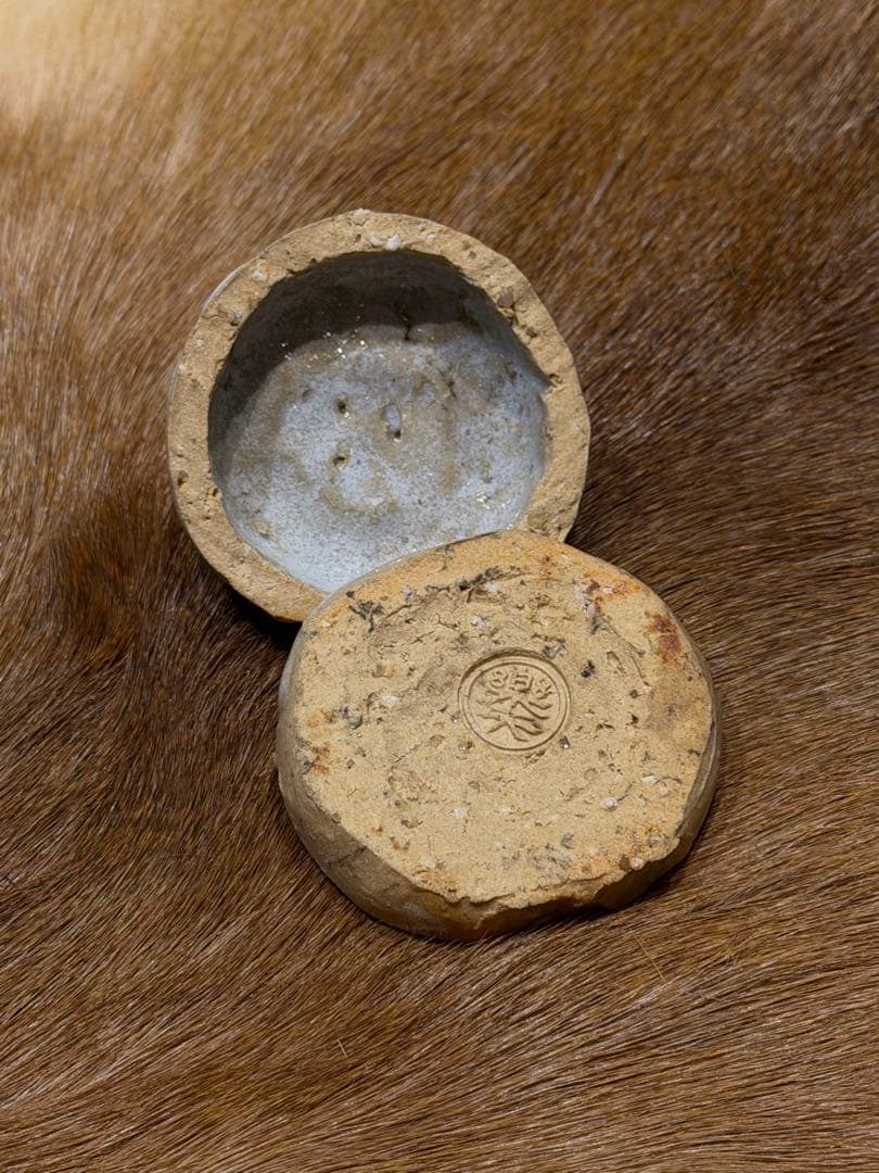 七類堂墨呑(雪舟天谿)　鴉笑斎　菊　香合　画付共箱　道釈画　香道具