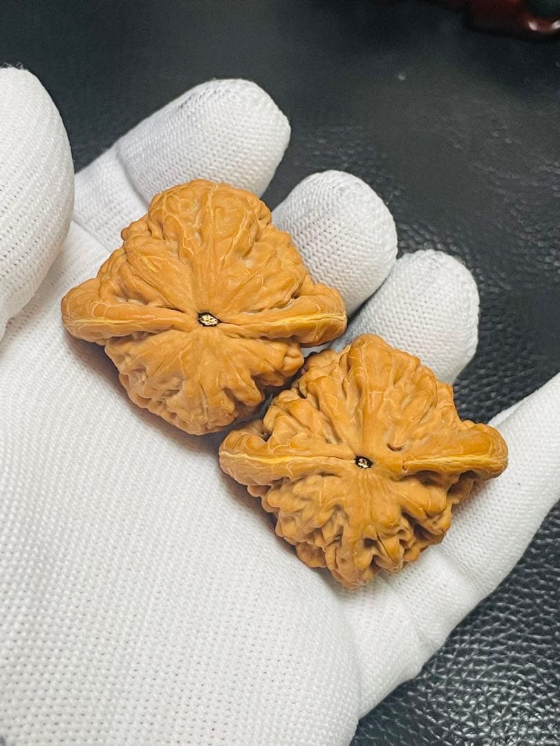 厚揚げNo.414❤️遊ぶクルミ　文玩核桃 希少変高級種山平底锅（