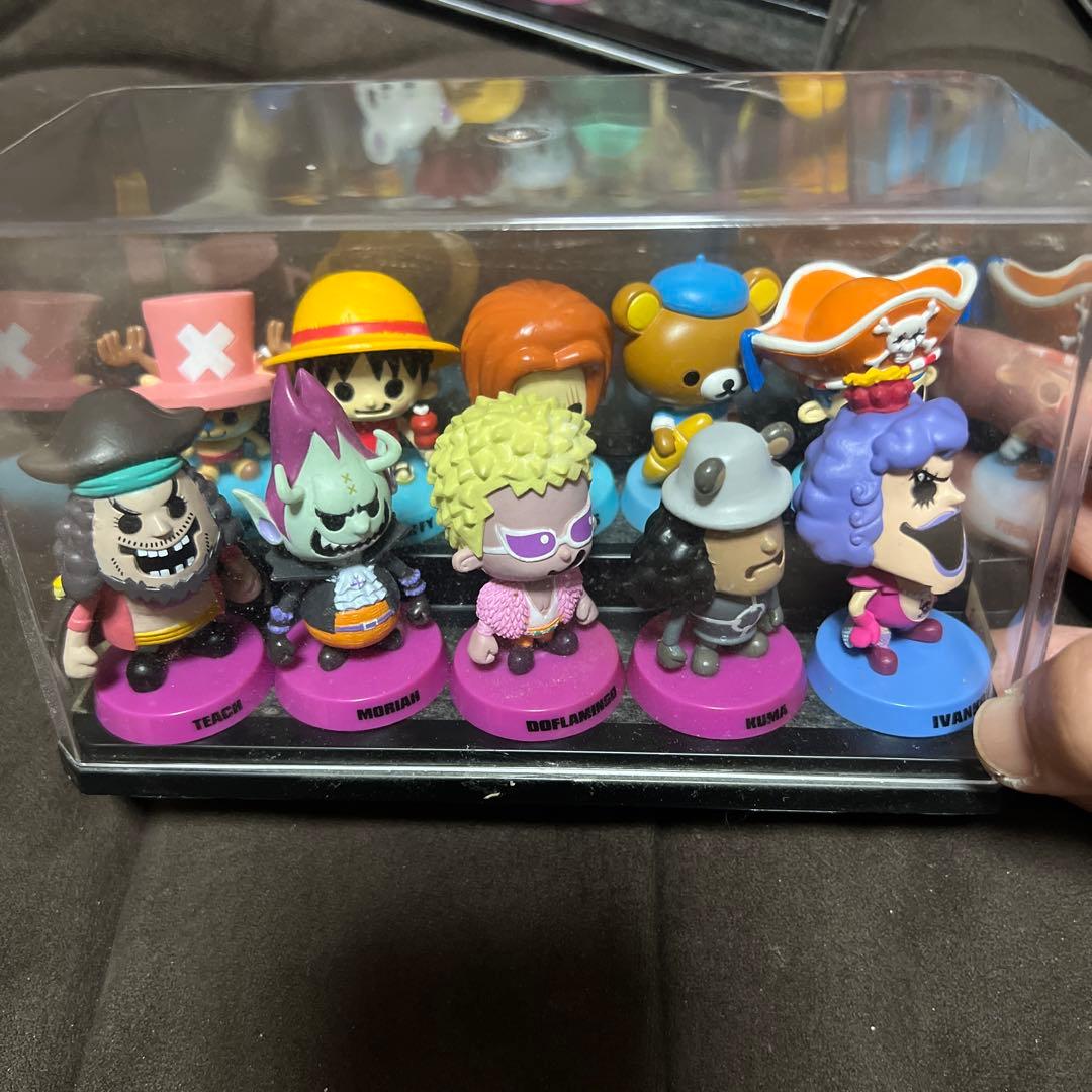 パンソンワークスxワンピース　フィギュア　首振り