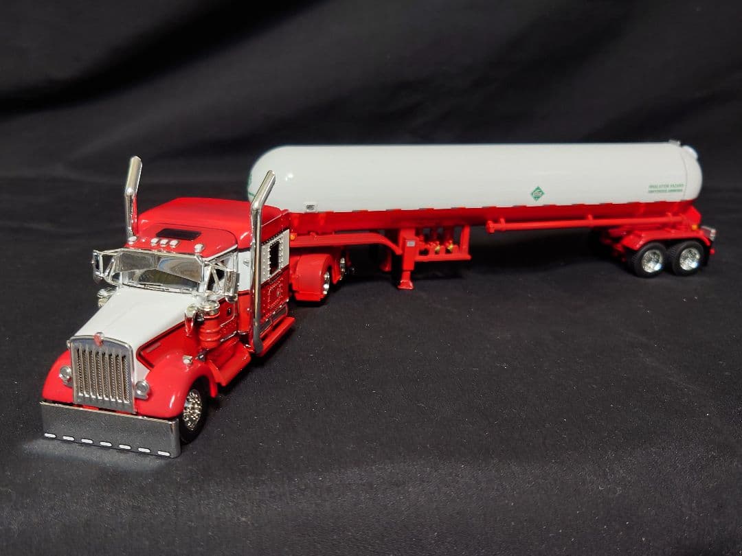 DCP1/64ミニカー ダイキャストプロモーション KenworthW900
