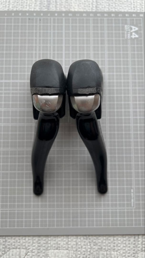 シマノ 105 11速 のSTI (ST-5800)