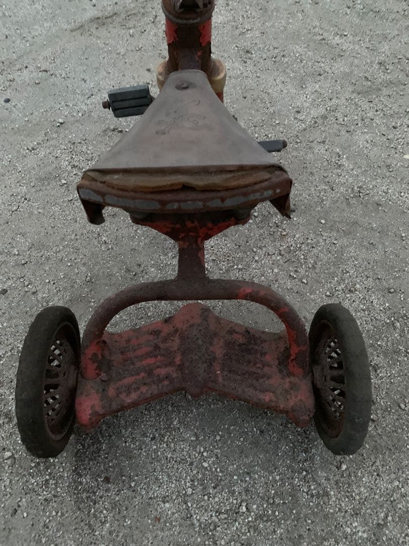 約50年前新車で購入　レトロ  アンティーク　ガーデン 三輪車 オブジェ 昭和