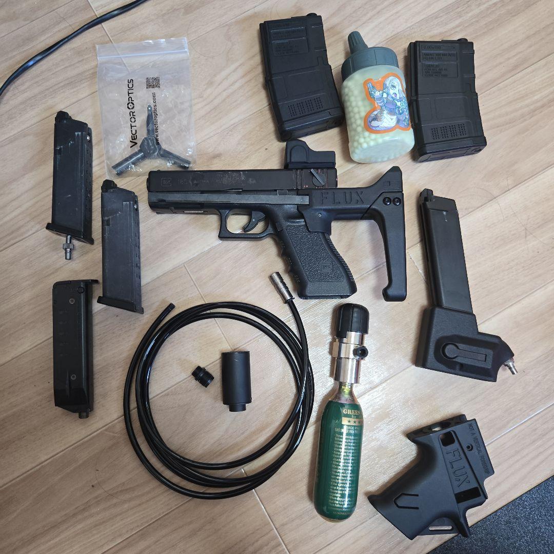 FLUX ガスガン マガジン5本付き