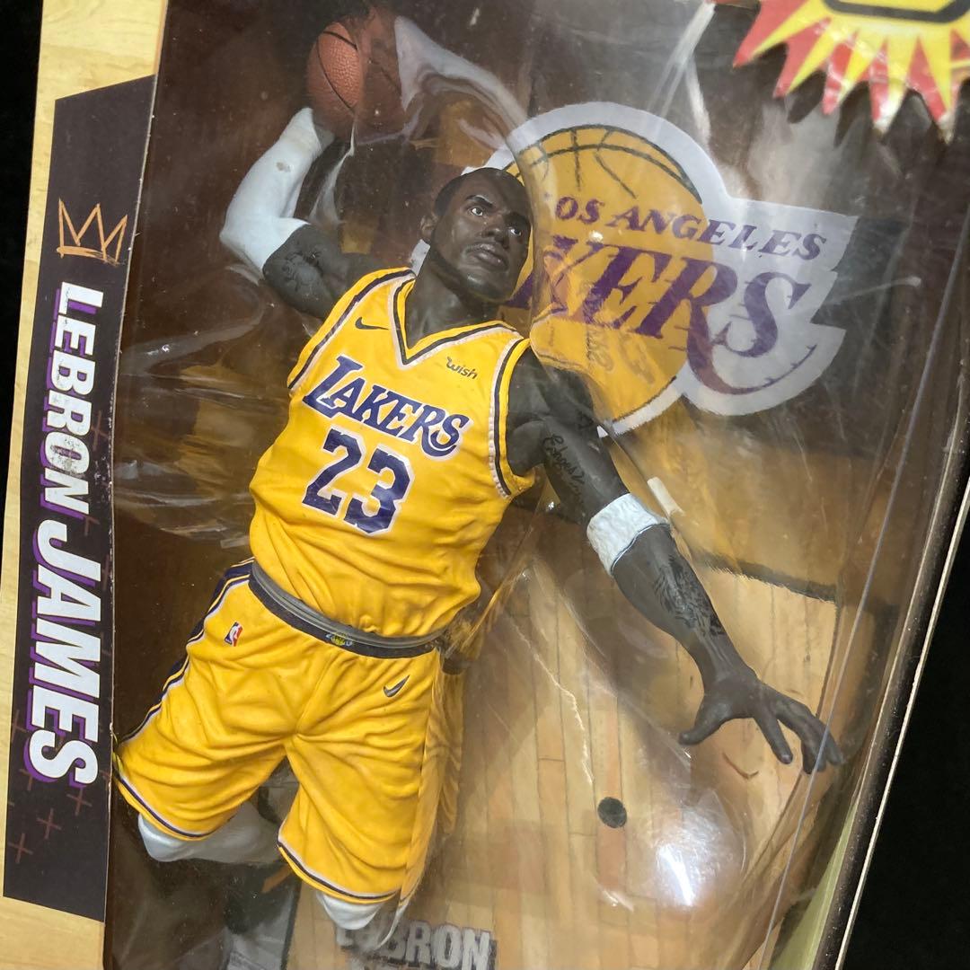 レブロン・ジェームズ