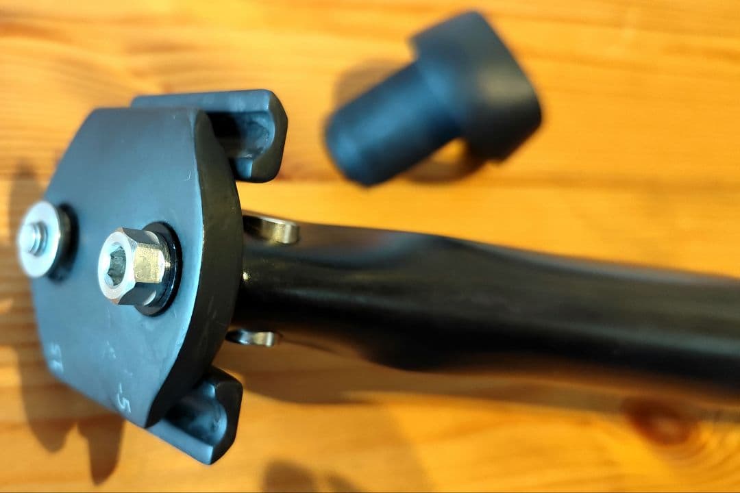 ジャイアント　Contact SLR D-Fuse シートポスト