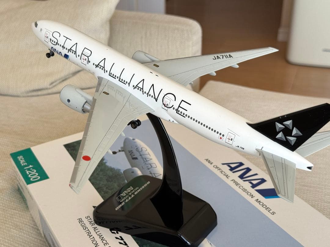 全日空商事 ANA Boeing 777-200 1/200