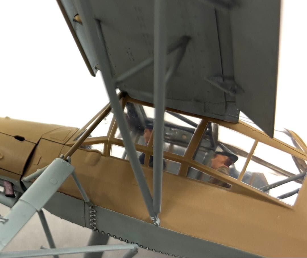 1/48 フィーゼラー Fi156C シュトルヒ（完成品）